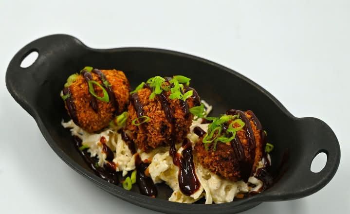 CROMESQUI DE PORC EFFILOCHÉ