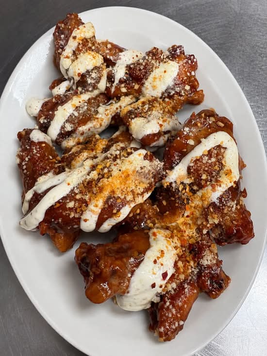 Hot honey garlic parm