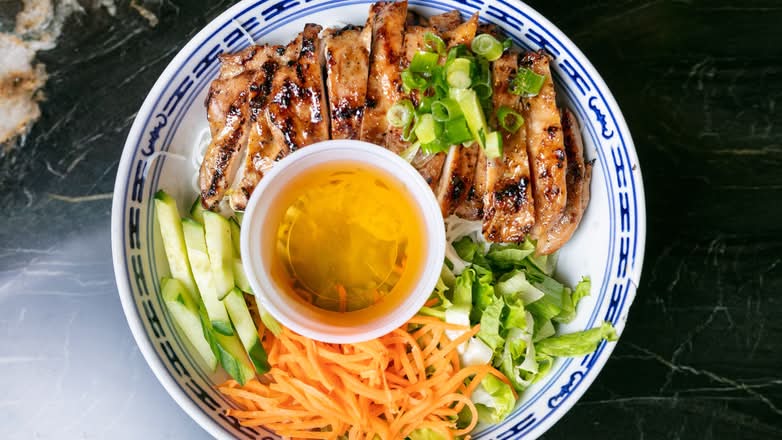 Plat de Poulet grillé / Grilled Chicken Plate