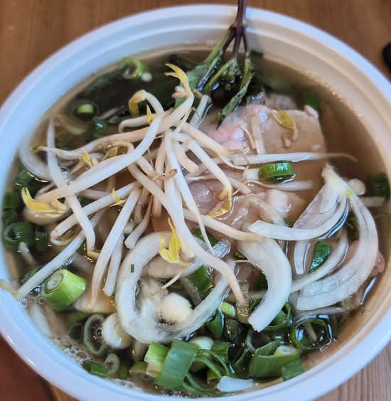 7. Pho Tai Nam