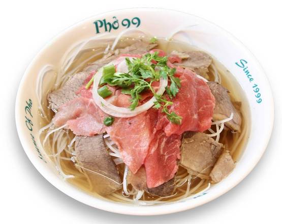 2. Phở Eye Round Steak & Well Done Flank