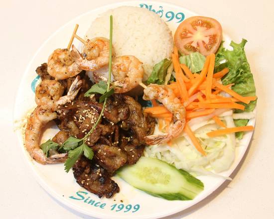 64. Grilled Prawns & Lemongrass Pork Slices on Rice