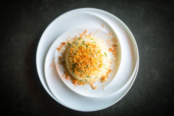Stir-Fried Mixed Grains with Dried Scallops, Pine Nuts, and Egg Whites(瑶柱蛋白炒五谷)