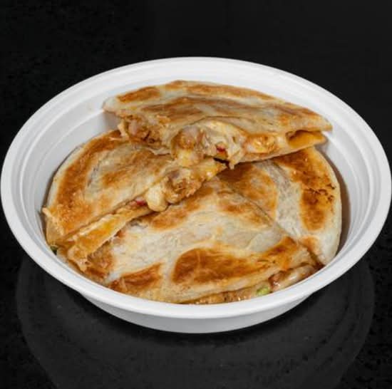 Chicken Tikka Paratha Pizza