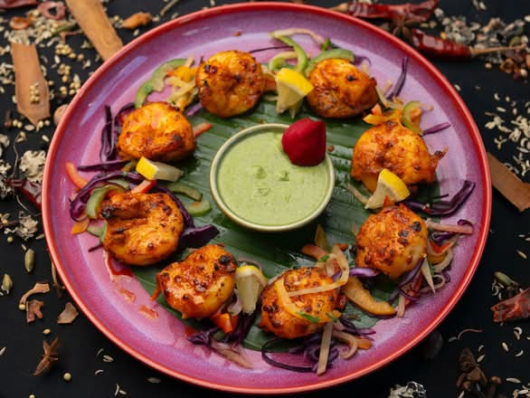 Kesar Garlic Prawn Tikka
