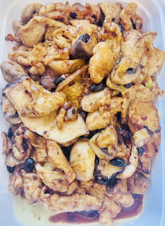 Black Bean Chicken Sauteed with Mushrooms