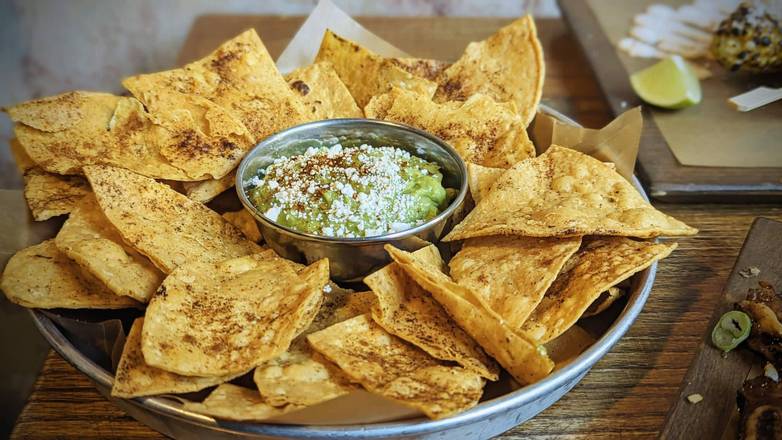 Chips & Guacamole