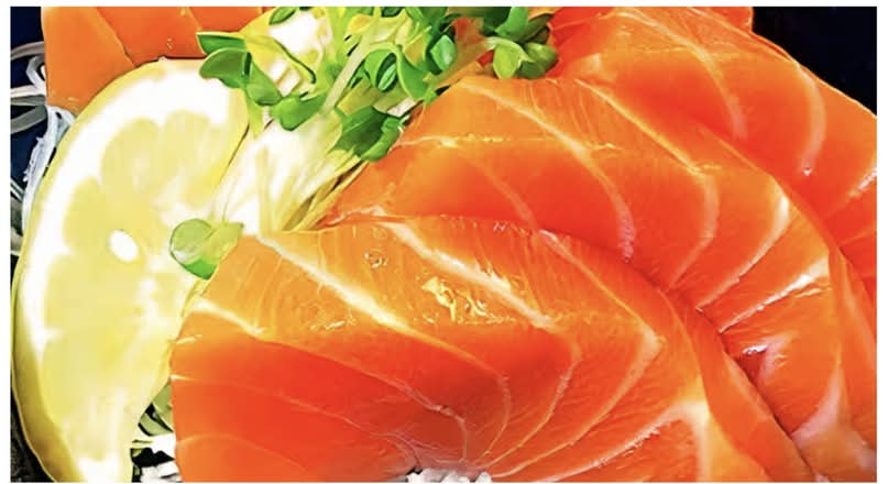Salmon Sashimi