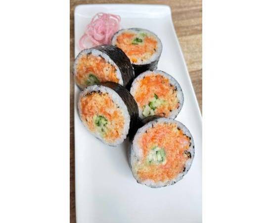 45. Futomaki saumon épicé / Spicy Salmon Futomaki
