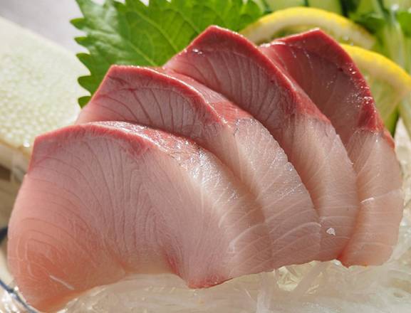 Hamachi Sashimi