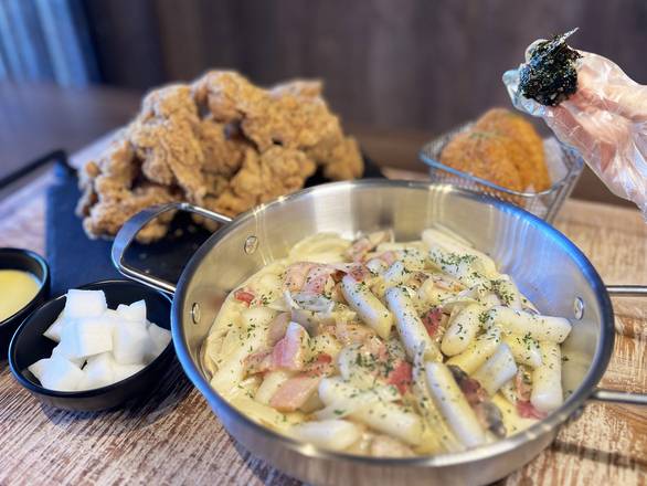[Cream C] Cream Tteokboki+Original Fried Chicken+Sweet Potato Croquettes or Rice Ball｜떡볶이+치킨+고로케/주먹밥