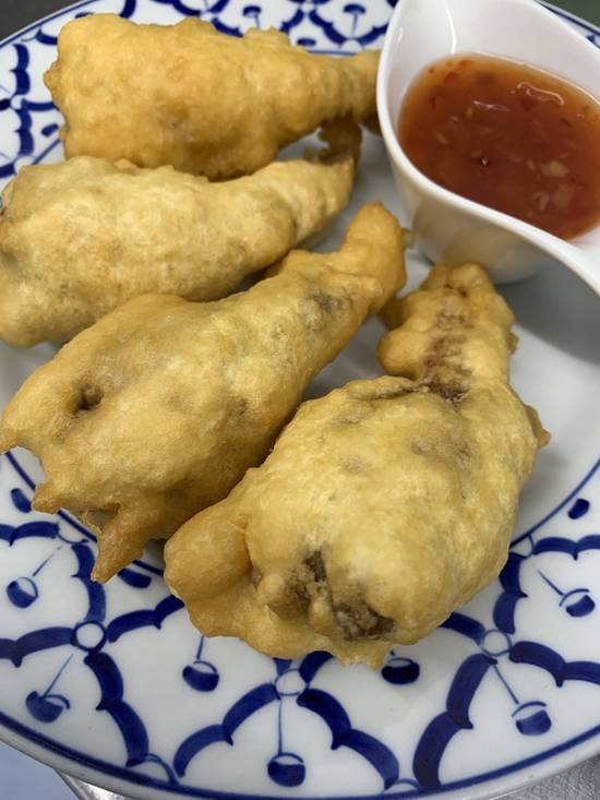 (#4B).Stuffed Chicken Wings (4 Pieces)