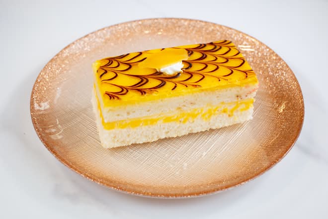 Mango Cake Slice
