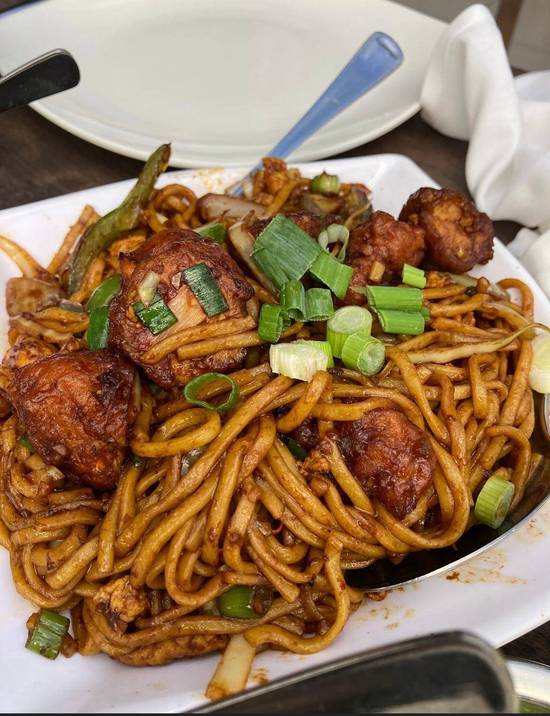 Chilli Garlic Chicken Noodles