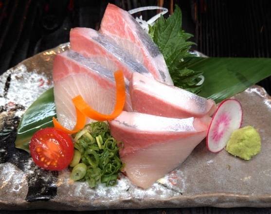 Hamachi Sashimi
