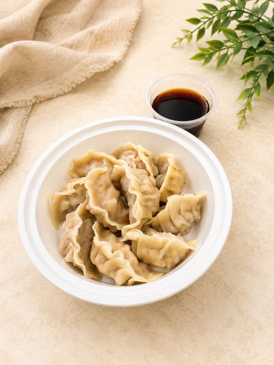 Pot Sticker (Pan Fried Dumpling) (10 pcs)