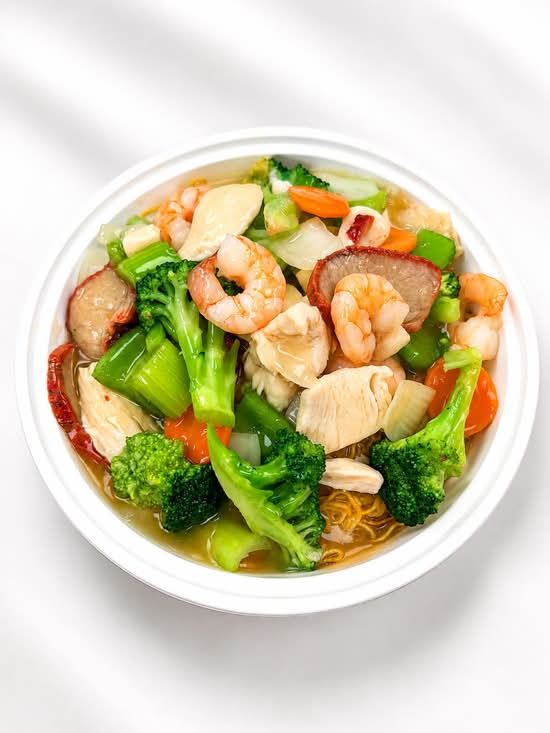 Cantonese Chow Mein Noodles