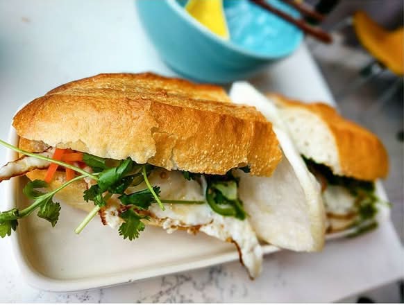 Bánh mì petit dejeuner