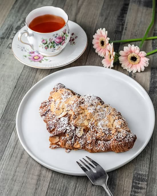 Double baked almond croissant