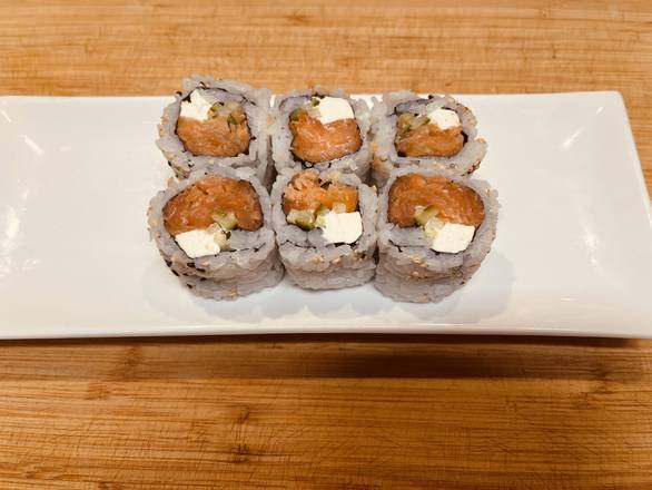 D15. Smoked Salmon Roll