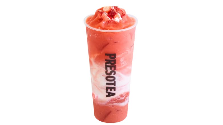 Frappé glacé mousse au fromage aux fraises / Strawberry Cheese Cloud