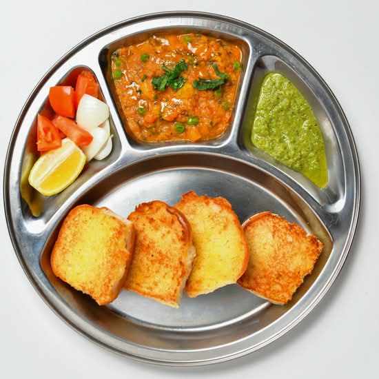 Pav Bhaji (Plate)