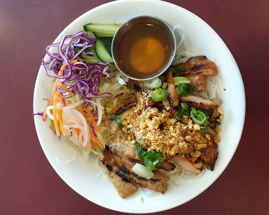 Bún Gà Nướng