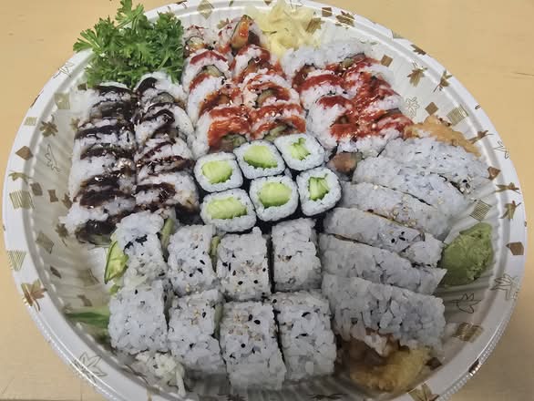 Party Tray A (2 people) - 42 pcs of roll