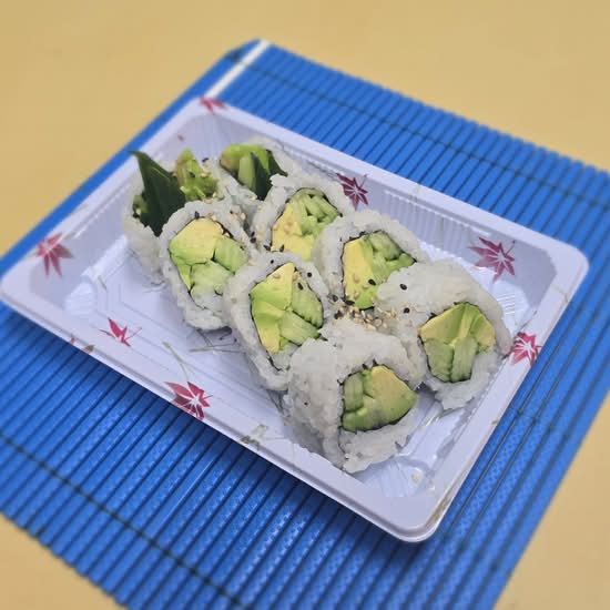Avocado Cucumber Roll