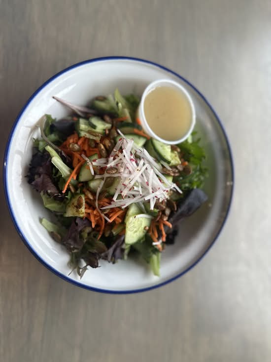 Canoo Green Salad