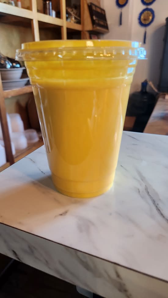 Mango lassi