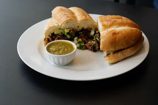 Torta Carne Asada (Grilled Beef)