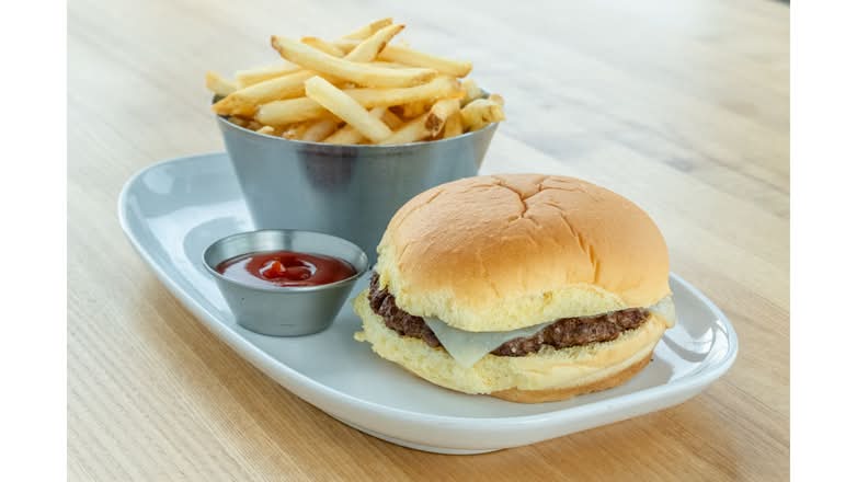 Kids' Cheeseburger
