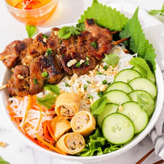 Vermicelli with Spring Roll and Grilled
