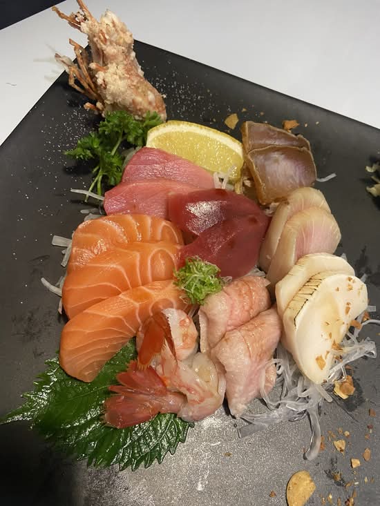 Premium Sashimi Combo