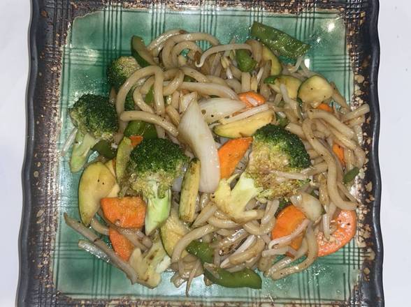 Vegetable fried udon