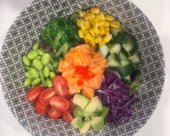 Salmon poke bowl
