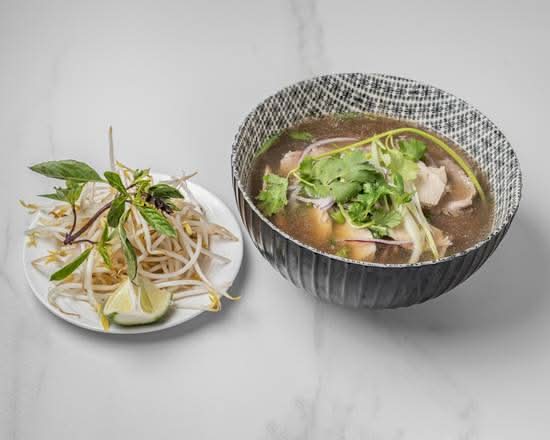 Phở Tái, Bò Viên (Large)