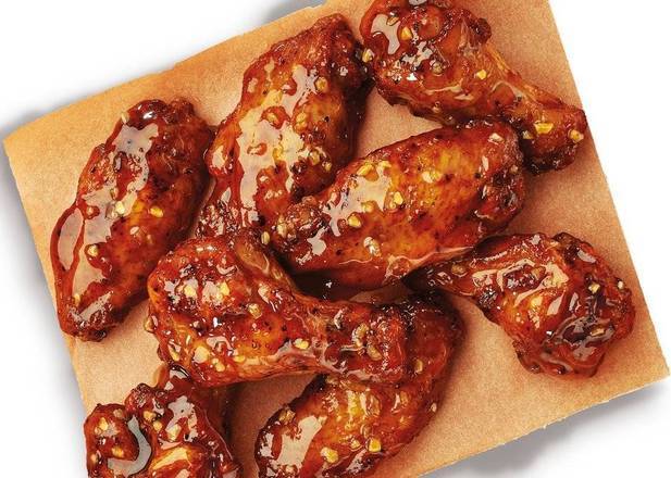 Honey Garlic Caesar Wings™