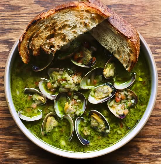 Salsa Fresca Clams