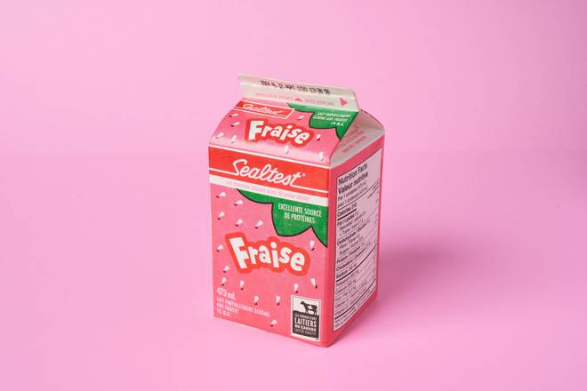 Strawberry Milk (473 mL)