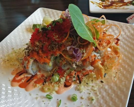 Damiko Roll