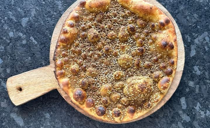Zaatar Manakish