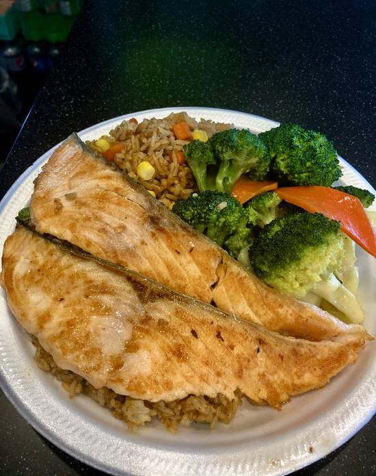 Grilled Salmon Combo