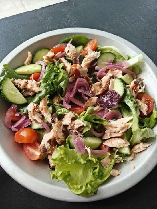Salade au saumon fumé à chaud / Hot-Smoked Salmon Salad