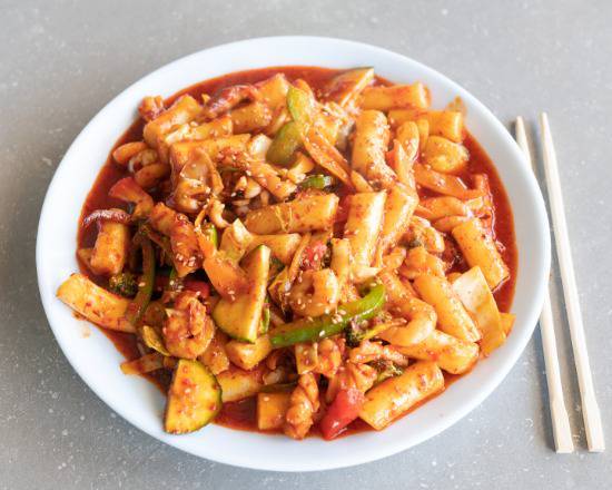 S1. Spicy Rice Cakes (떡복기)