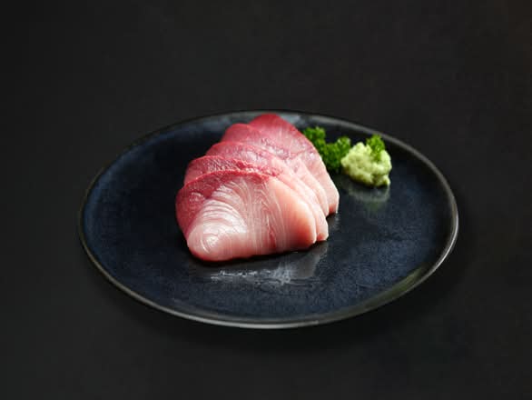 Hamachi Sashimi