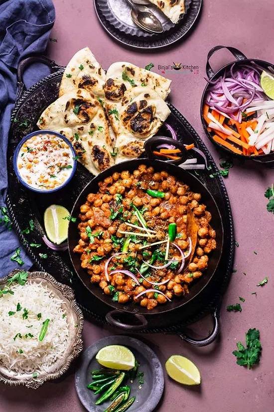 Amritsari Kulcha with Chana