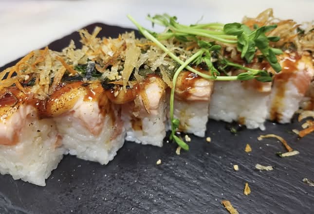 Salmon Pressed Sushi