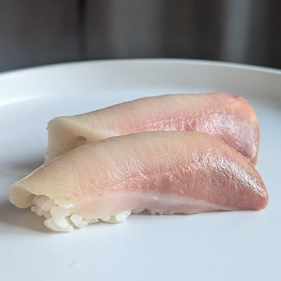 Hamachi nigiri (2 pcs.)